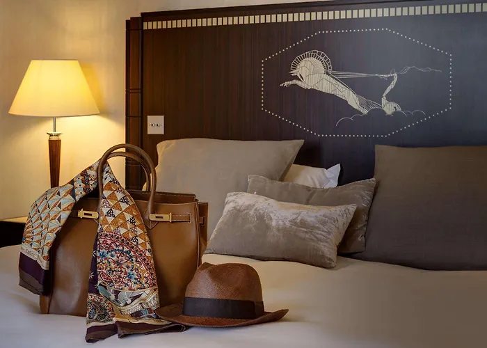 Hotel L'hotel Du Collectionneur