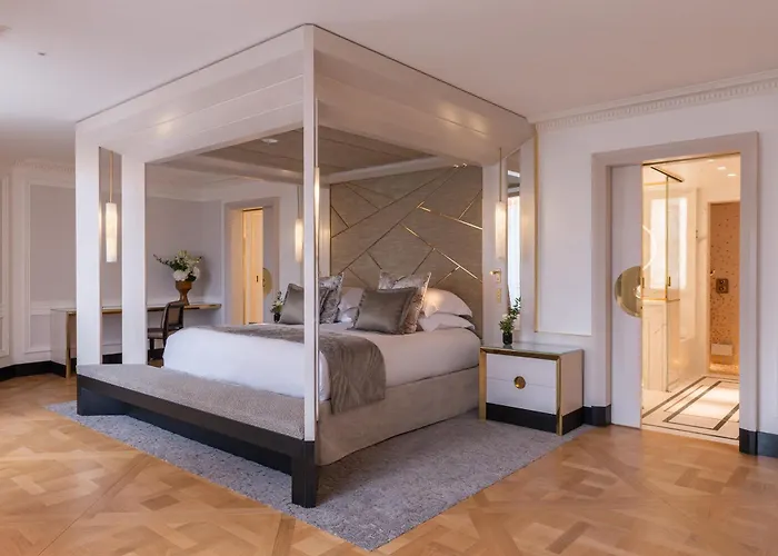 L'hotel Du Collectionneur Paris