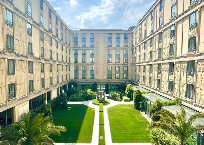 L'hotel Du Collectionneur 5* Paris