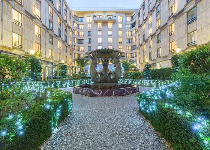 Hotel L'hôtel Du Collectionneur