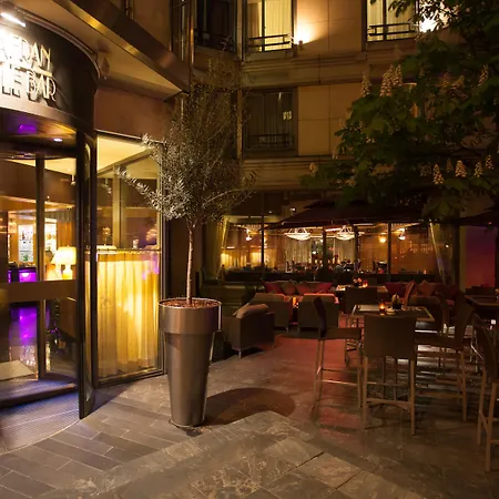 מלון L'hotel Du Collectionneur