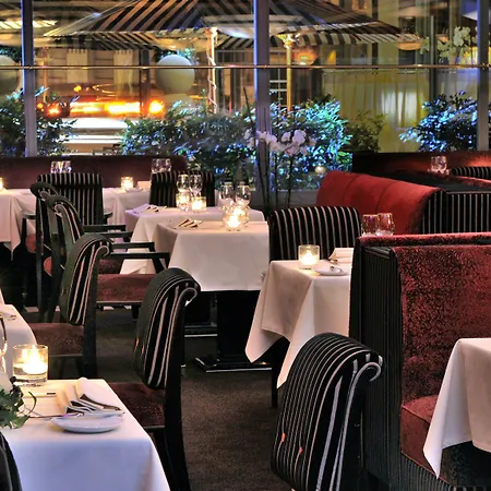 L'hotel Du Collectionneur 5* Paris