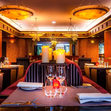 L'hotel Du Collectionneur 5* パリ