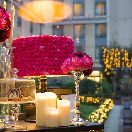 L'hotel Du Collectionneur 酒店 5*