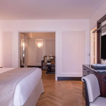 L'hotel Du Collectionneur 5*