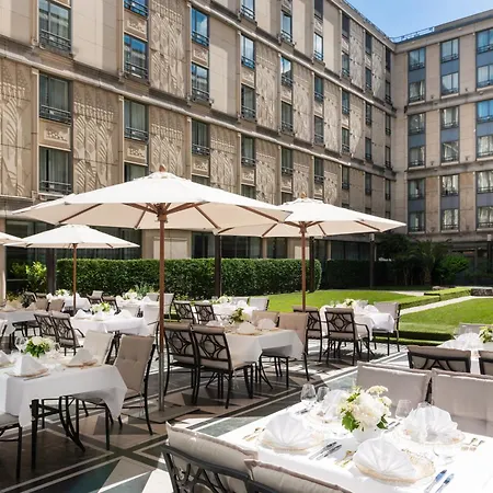 Hotel Du Collectionneur 5*