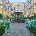 فندق دو كوليكشانور أرك دو تريومف