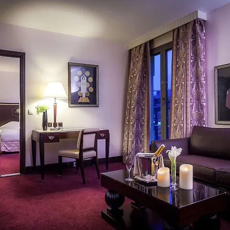 L'hotel Du Collectionneur ホテル パリ
