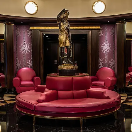 L'hotel Du Collectionneur パリ
