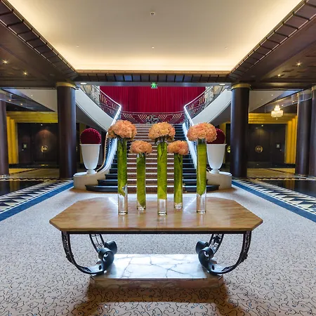 L'hotel Du Collectionneur パリ