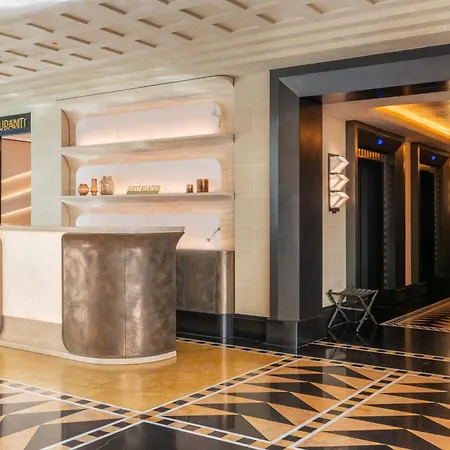 L'hotel Du Collectionneur ホテル パリ