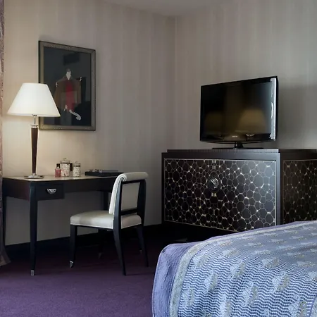 ホテル L'hotel Du Collectionneur