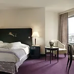 호텔 L'hotel Du Collectionneur
