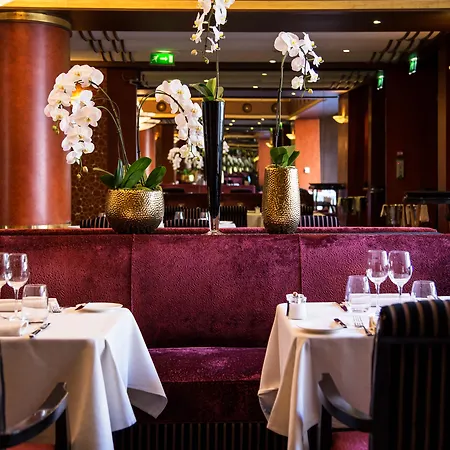 L'hotel Du Collectionneur 5*