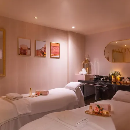 L'hotel Du Collectionneur Parigi