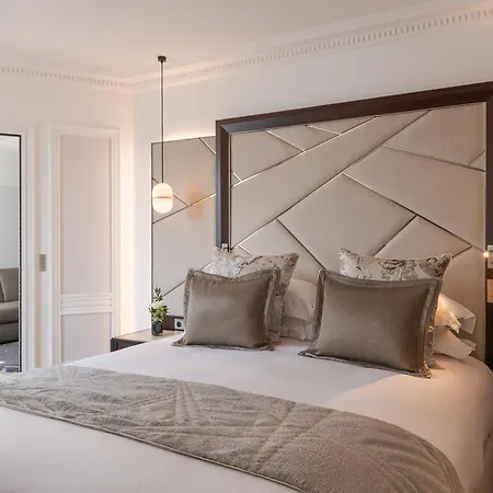 Hotel L'hotel Du Collectionneur Parigi