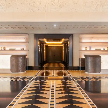 L'hotel Du Collectionneur 5*