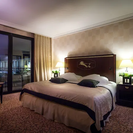 L'hotel Du Collectionneur 5*